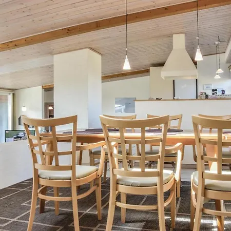 Three-bedroom Holiday In Prázdninový dům Ringkøbing